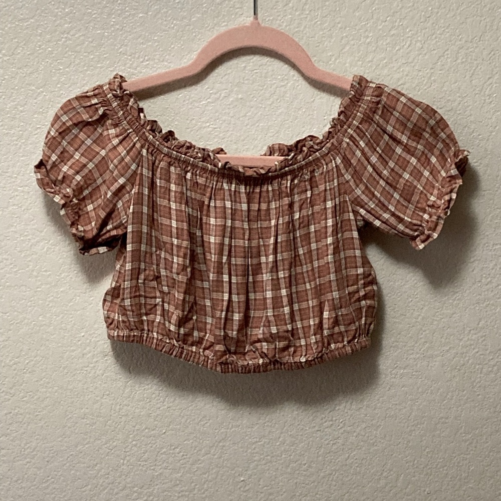 American Eagle Plaid Crop Top!